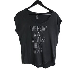 Aritzia Talula "The Heart Wants" Graphic Boxy Black Tee Shirt Size Small